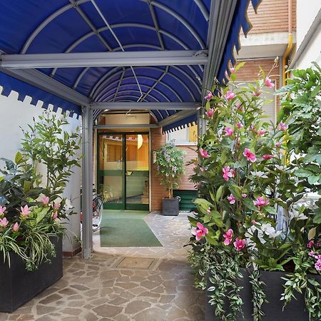 Residence Mignoncase Tre Milan Luaran gambar